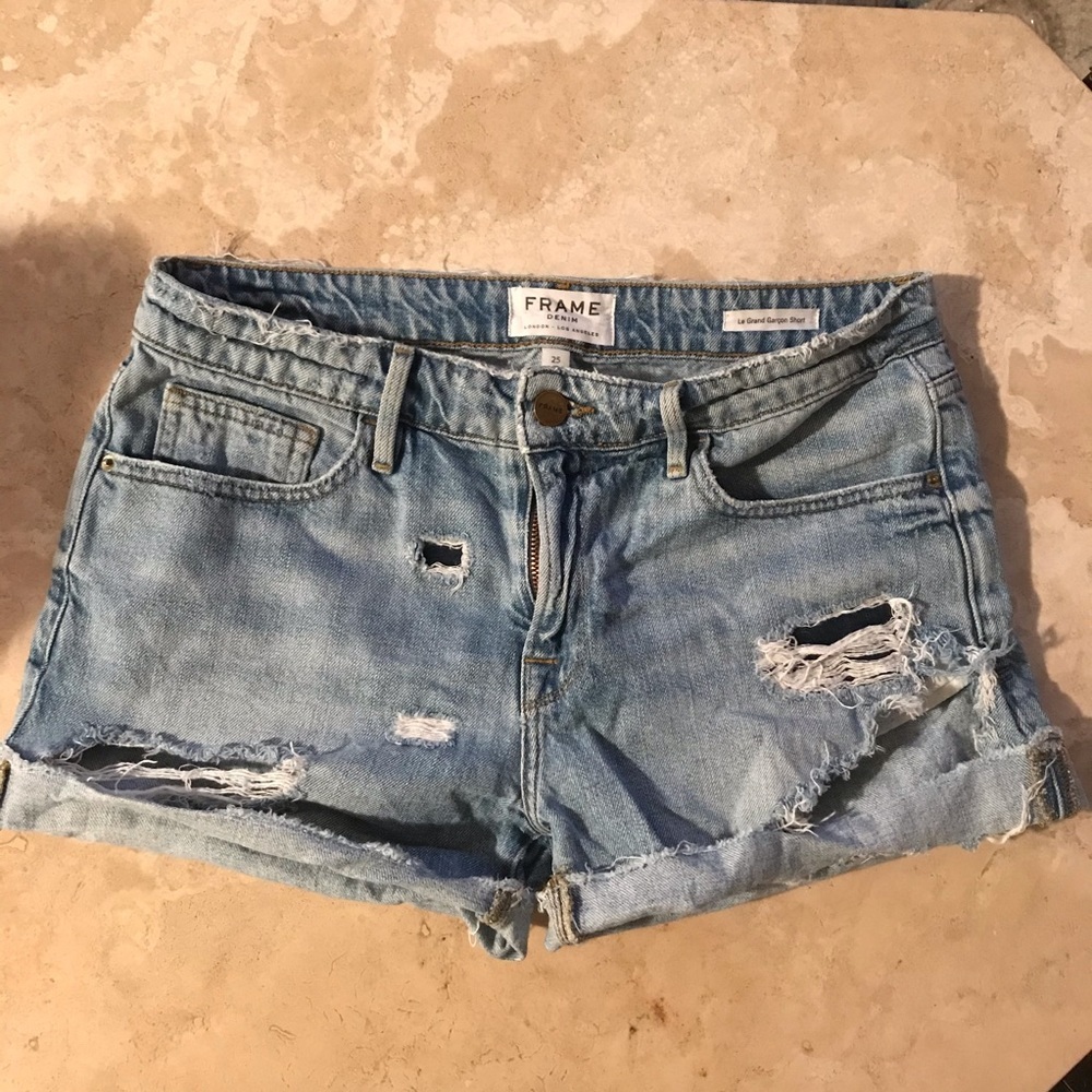 FRAME Denim Le Grand Garcon denim shorts